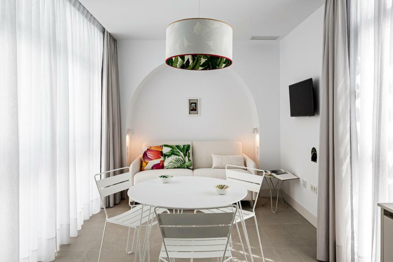 كونيل ذي لا فرونتيرا Apartamentos Y Estudios Centricos Conil Home Suite المظهر الخارجي الصورة